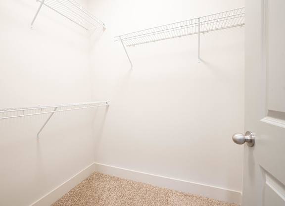 White Closet at Midtown Row Apartments, Montgomery