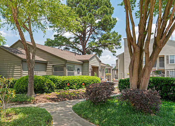 Clubhouse at Reflection Pointe, Flowood, Mississippi