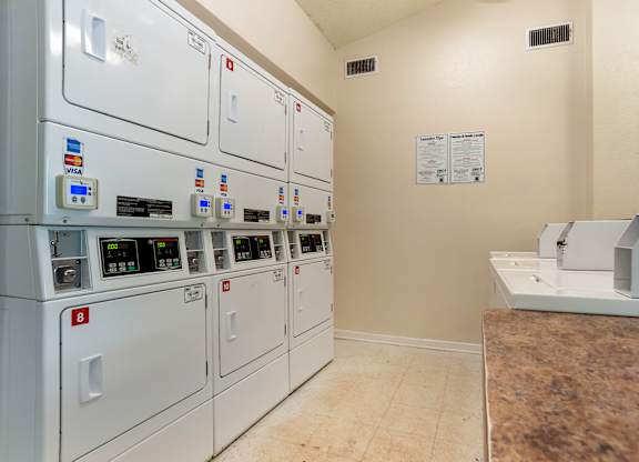 Laundry at Reflection Pointe, Flowood, MS