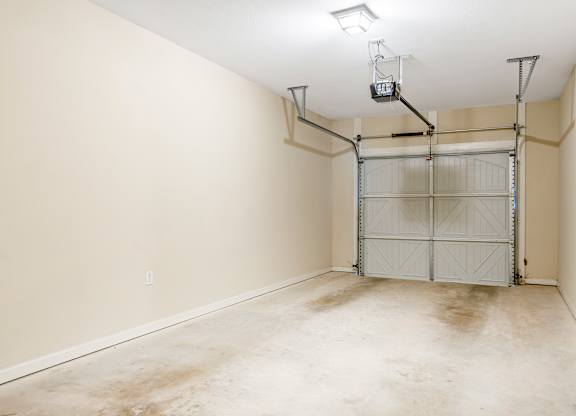 Garage at Reflections of Island Park Apartments, Shreveport, 71105