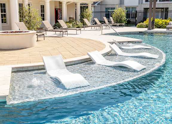 Swimming pool at Robley Place, Lafayette, LA, 70503