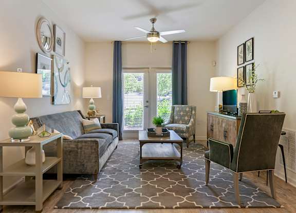 Living Room area at Skyland Exchange Apartments, North Carolina, 28803