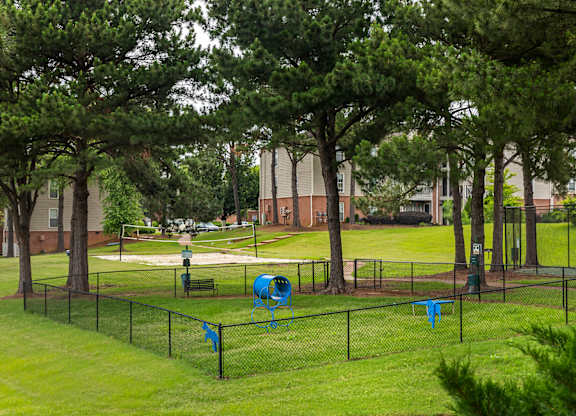 Dog Park at Southaven Pointe Apartments, Mississippi