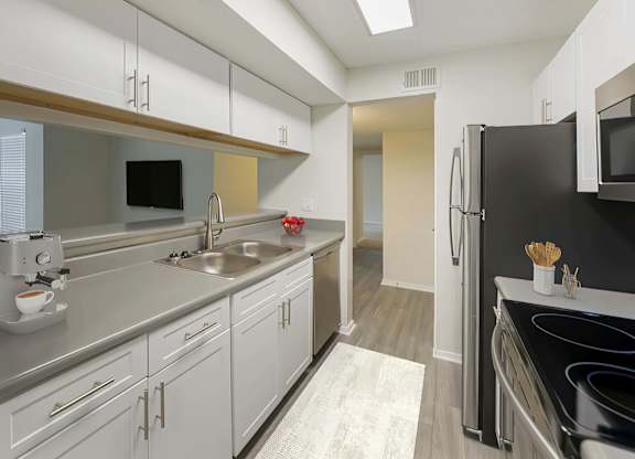 Gourmet Kitchens at Southaven Pointe Apartments, Southaven, MS 38671