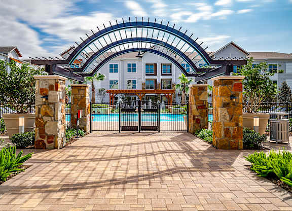 Pool Entrance at Stone Loch Apartments, Texas