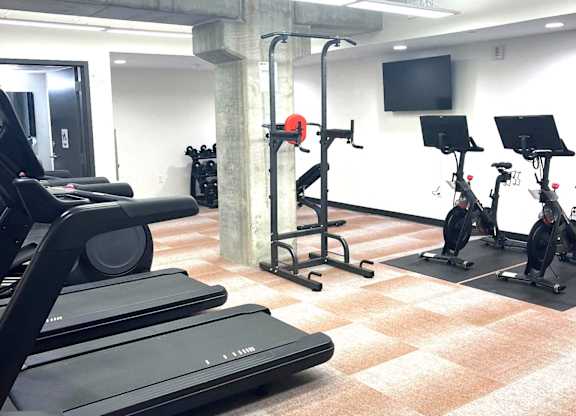 Gym at The 503 Apartments, Ohio