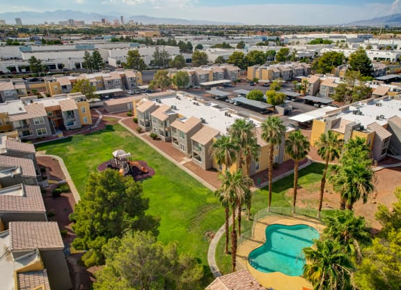 grounds at Citrus Apartments, Las Vegas, NV