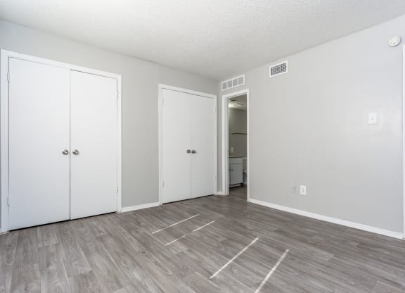 Bedroom With Closet at Falls on Clearwood Apartments, Texas