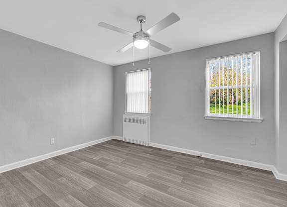 Empty Bedroom at Hampton Gardens, Saint Louis, 63139