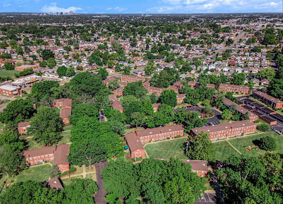 aerial view at Hampton Gardens, Saint Louis
