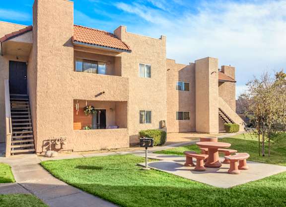 common area at Desert Bay Apartments, Laughlin, Nevada, 89029