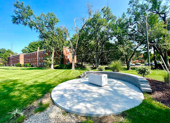 common area at Hampton Gardens, Saint Louis