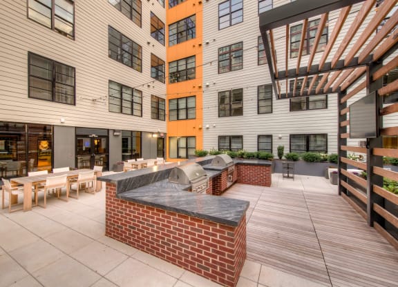 Courtyard with tables and grills