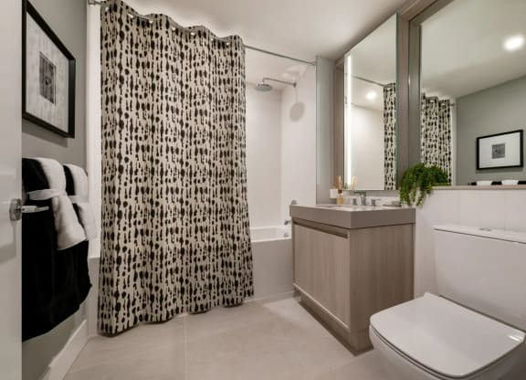 1205 Collection 2BR 2BA