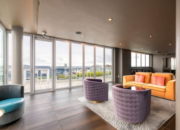 Stadium Lounge