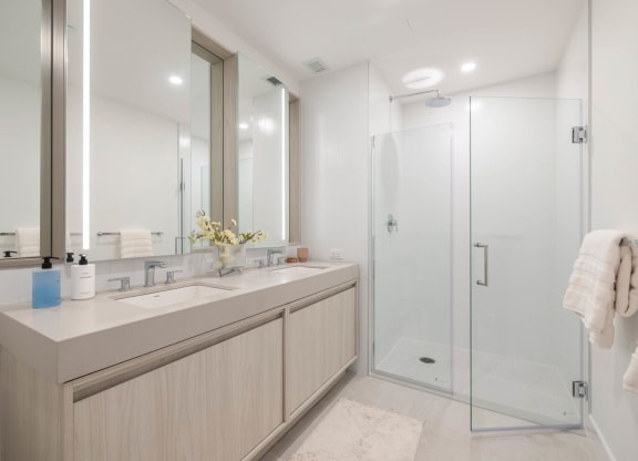 1205 Collection 2BR w/ Den