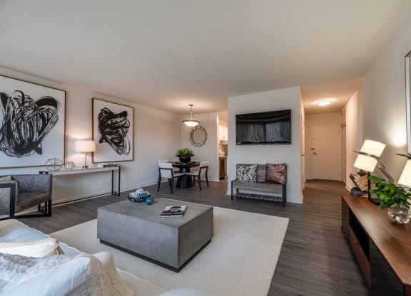 Spacious Living Area at RiverHouse, Arlington