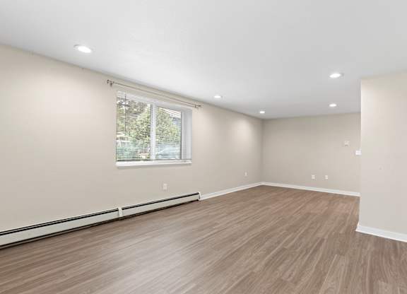 room with grey flooring at Kingsbrook Arms, Englewood, Co 80113