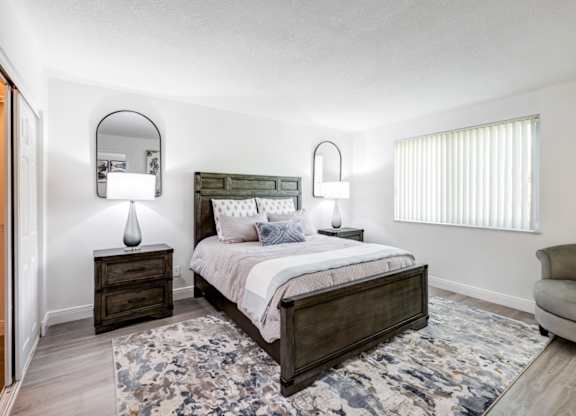 Sole at Sunrise apartments in Sunrise, FL photo of bedroom