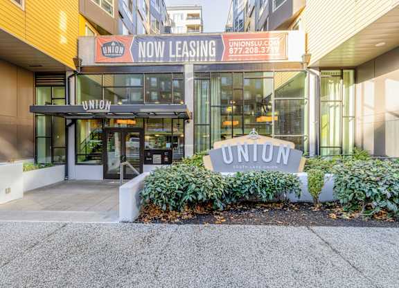 entry to the leasing office