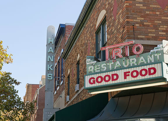 Restaurants and bars in Dupont Circle at 1633 Q, Washington, Washington