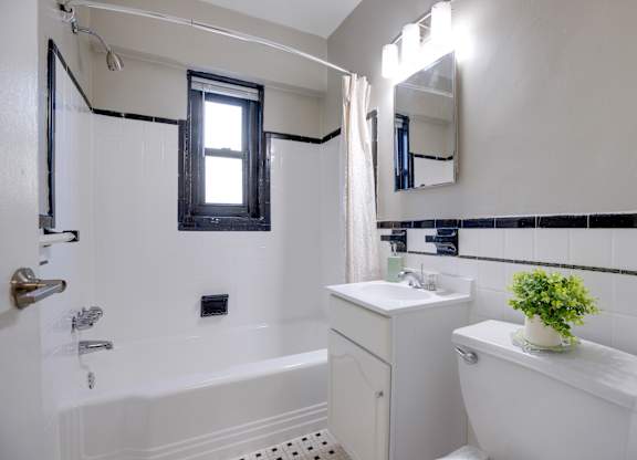Classic bathroom at The Diplomat Studio Apartment