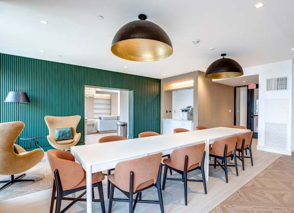 Newly renovated rooftop coworking at Lenox Club Apartments in National Landing, VA 22202