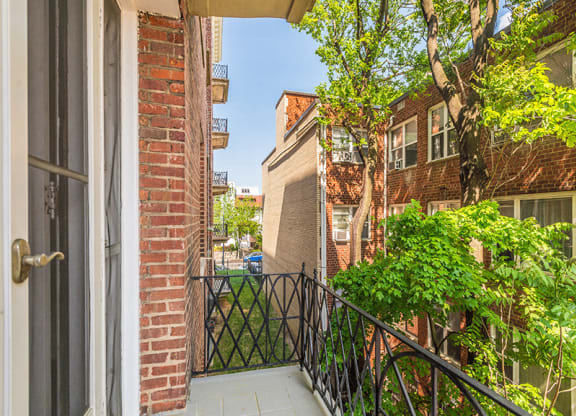 Apartment balcony at Highview and Castle Manor, Washington