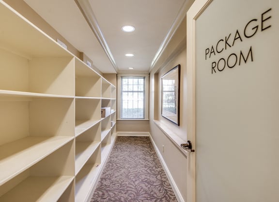 Package room at Mason Hall in Alexandria, VA 22314