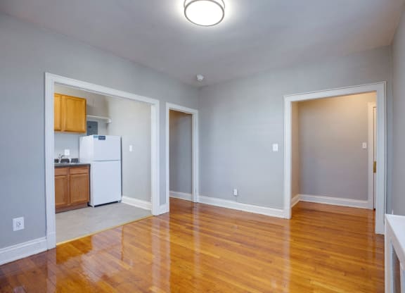 One-bedroom living and dining at The Melwood, Washington