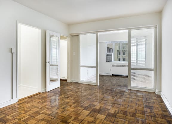 Studio apartment with solarium/sunroom at 2100 Connecticut, Washington, 20008