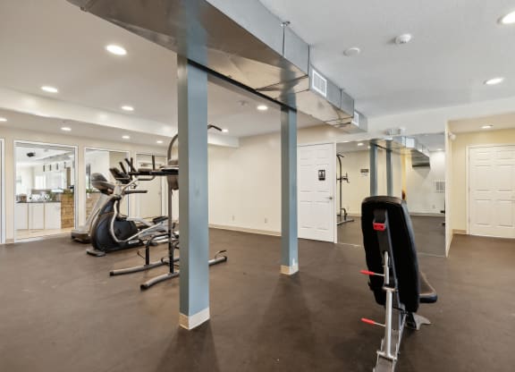 the gym at the preserve at polk apartments ga