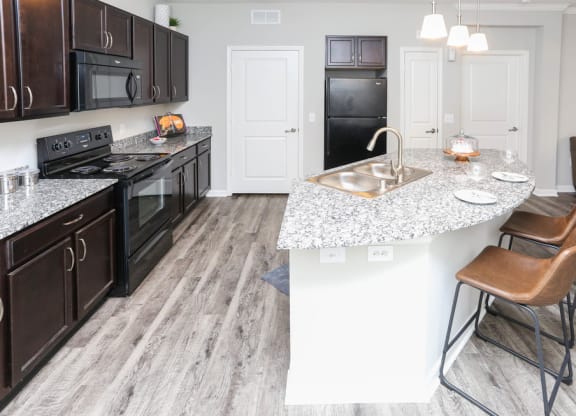 Eat-In Kitchen at Hurstbourne Estates, Louisville, Kentucky