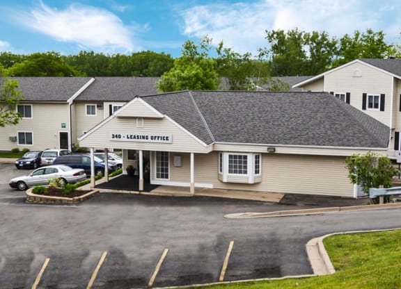 parking and leasing center