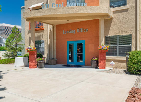 leasing office at the central avenue apartments fl