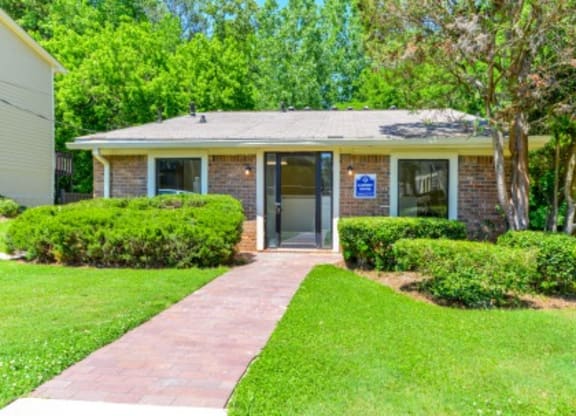 Leasing Office Building at Stonetree, East Point, GA, 30344