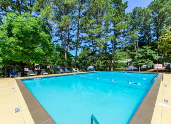 Maplewood Pointe Pool