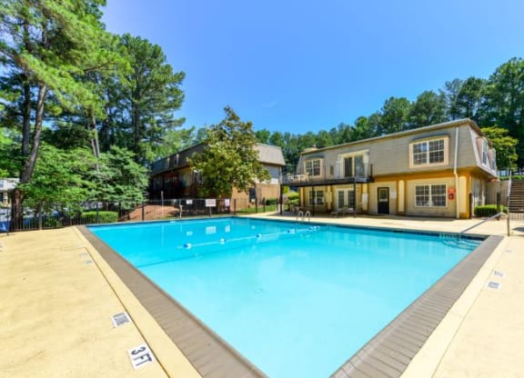 Maplewood Pointe Pool
