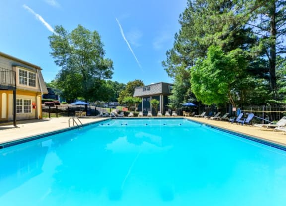 Maplewood Pointe Pool