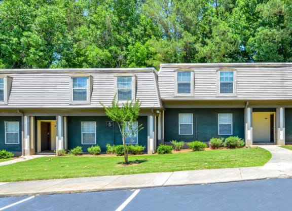 Maplewood Pointe Outside