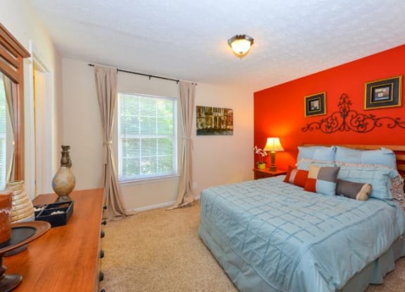 Maplewood Pointe Bedroom