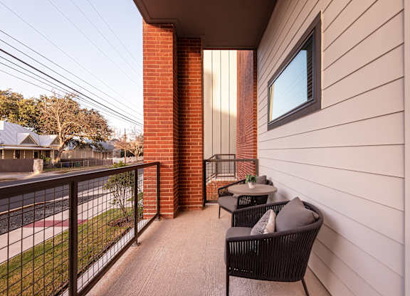 Expansive Balcony