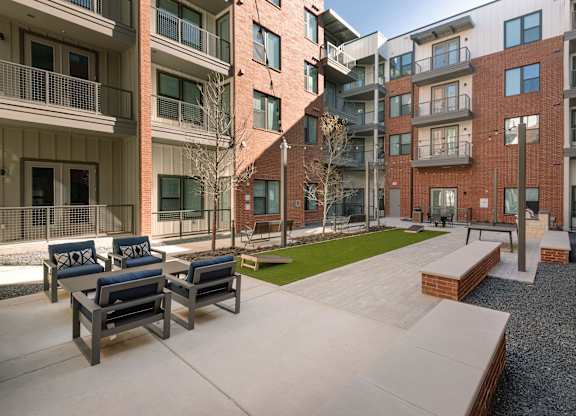 Luxury Community Courtyard