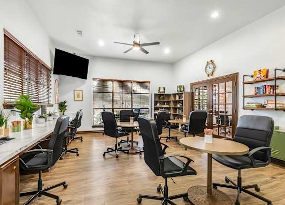 Willow Park Business Center