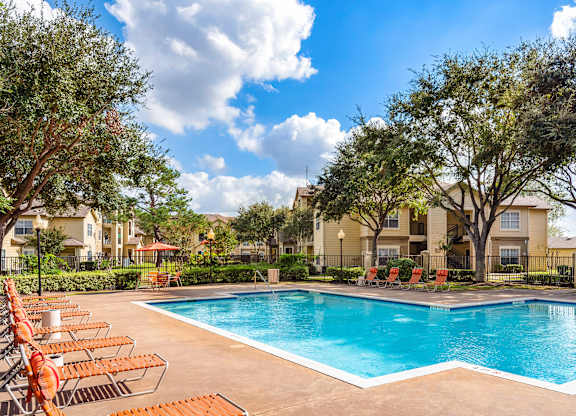 Willow Park Pool