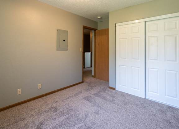 VACANT BEDROOM
