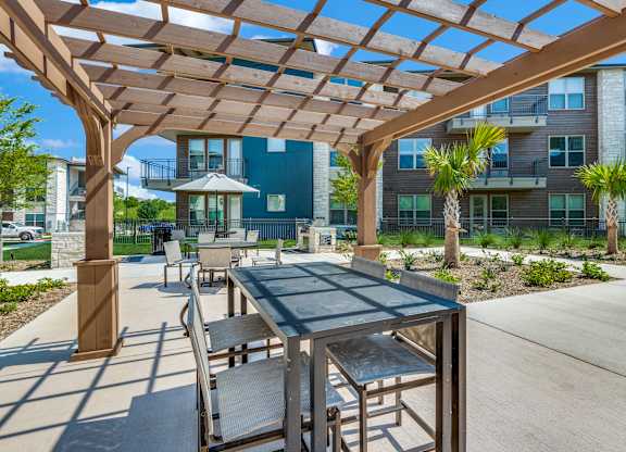 Wooden pergola at Park Hill, Dallas