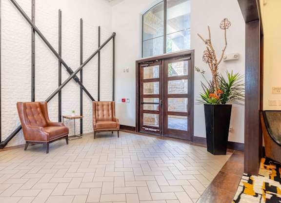 Lobby Seating at Alvista Round Rock, Round Rock, TX