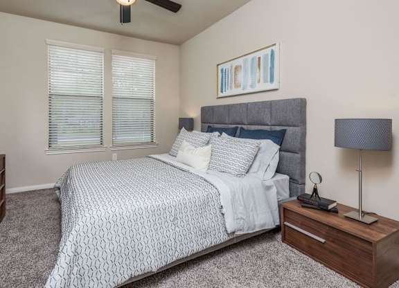Gorgeous Bedroom at Heights West 11th, Texas