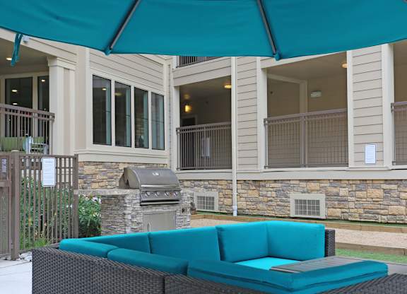 Poolside Lounge at Heights West 11th, Texas
